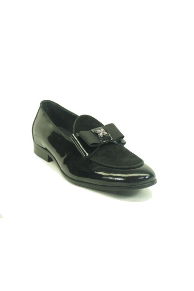 Men's Slip On Leather Loafers by Carrucci - Poem Black